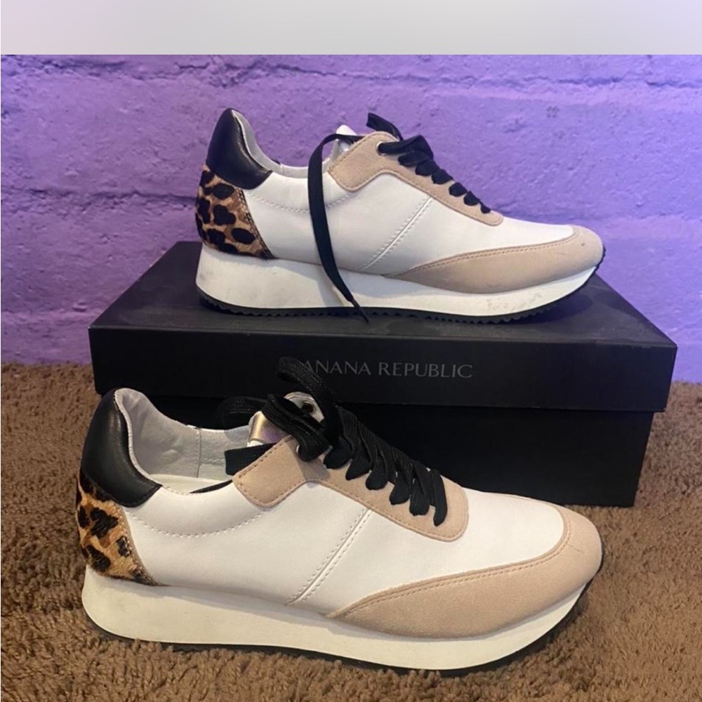 Banana Republic Women's White and Beige Sneakers with Leopard Accent